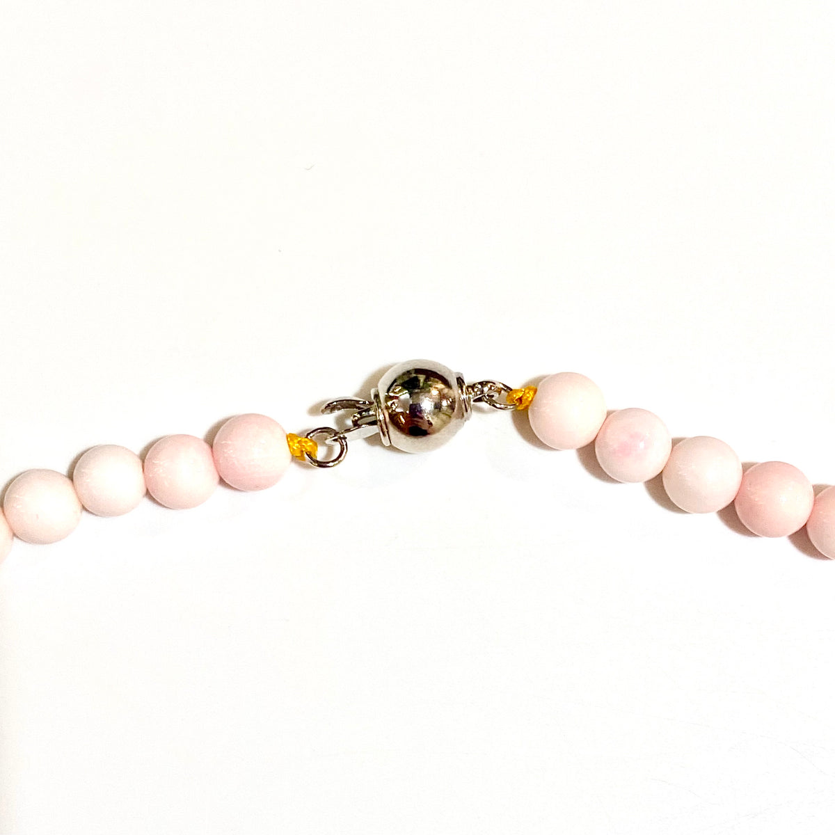 Graduated Pink Angel Conch Shell Beaded Necklace