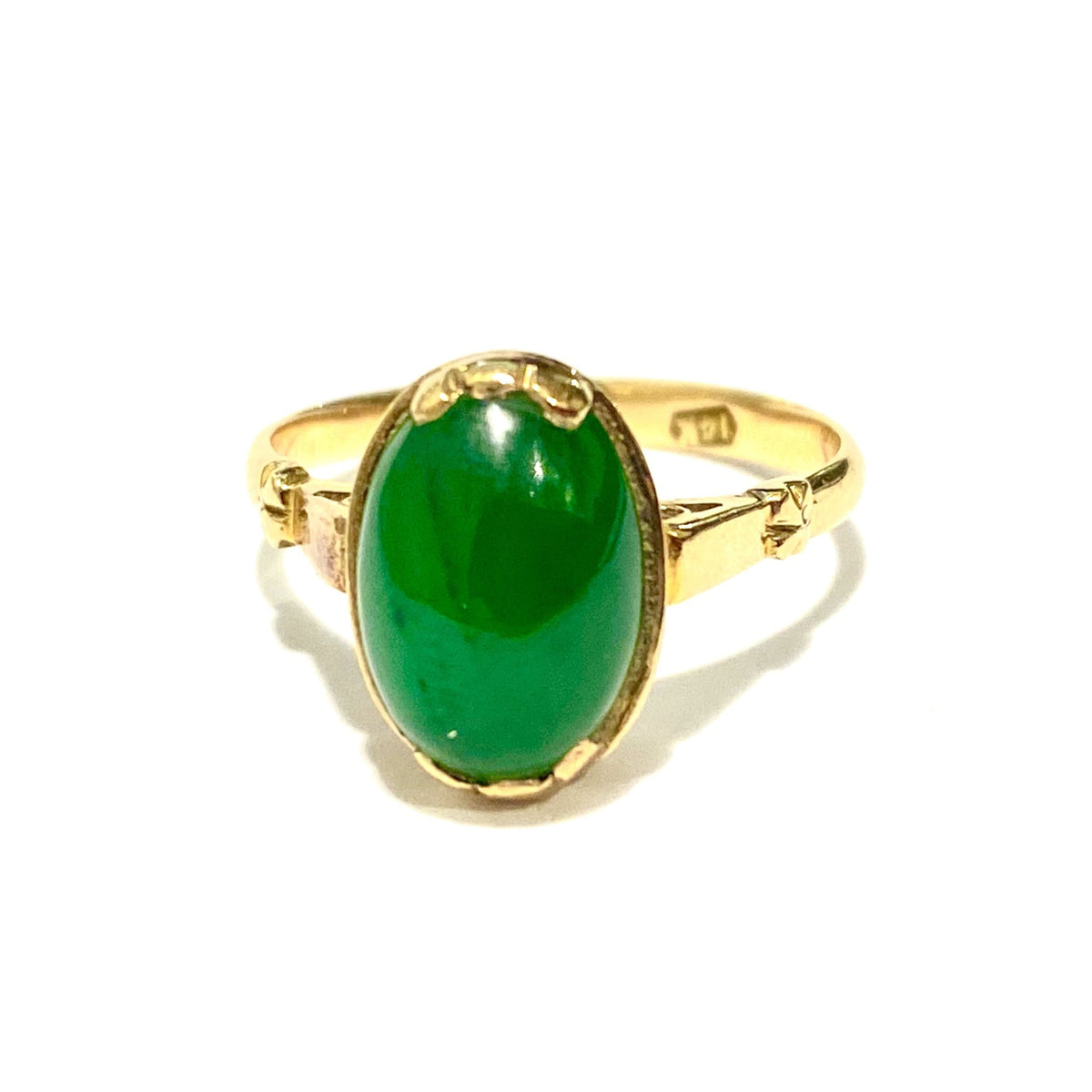 Vintage 14ct Yellow Gold Green Jadeite Ring