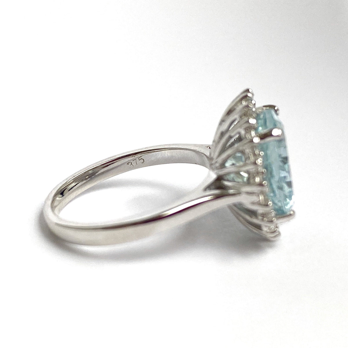 9ct White Gold 5ct Aquamarine and Diamond Ring