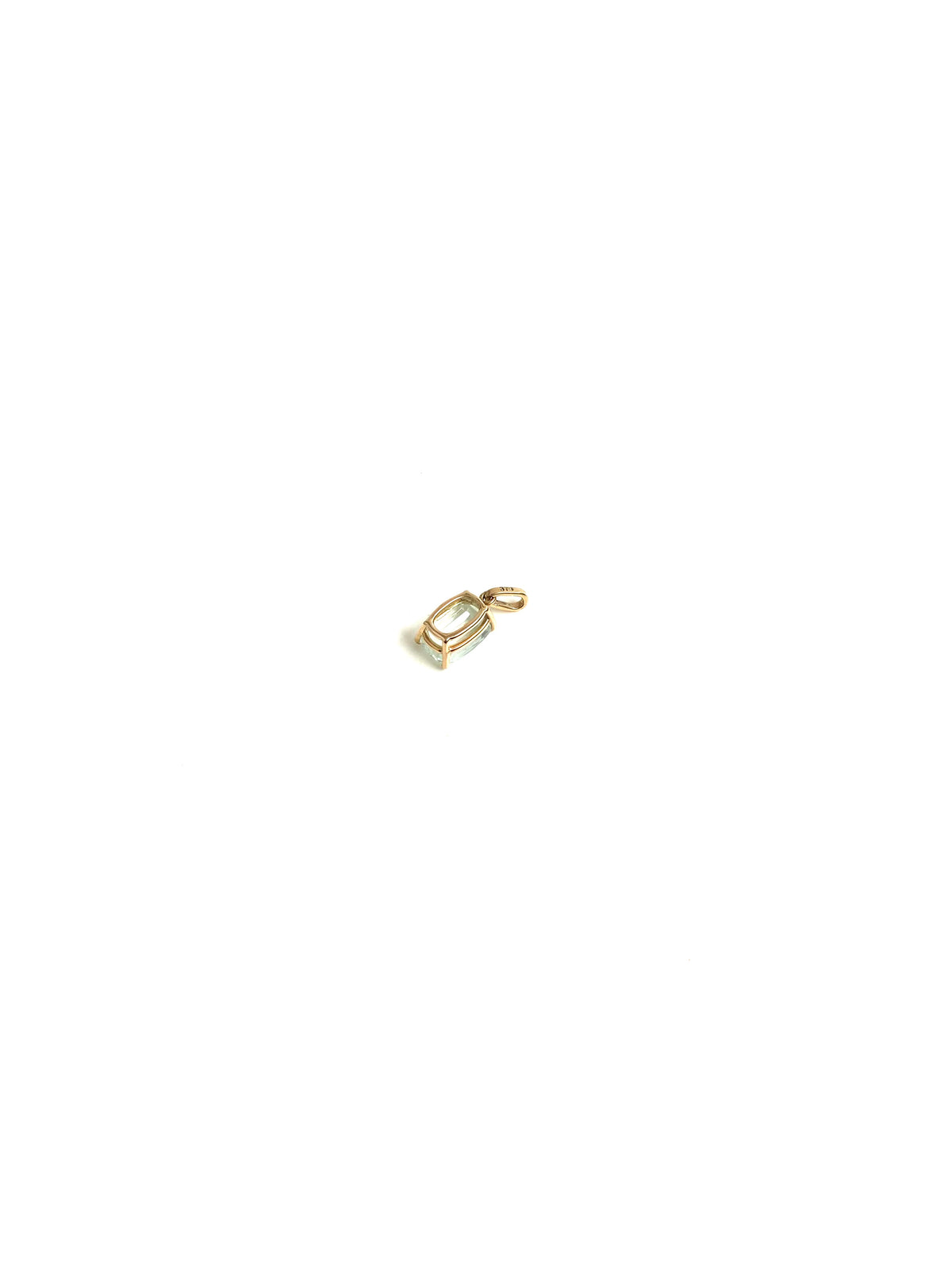 9ct Gold Aquamarine Pendant