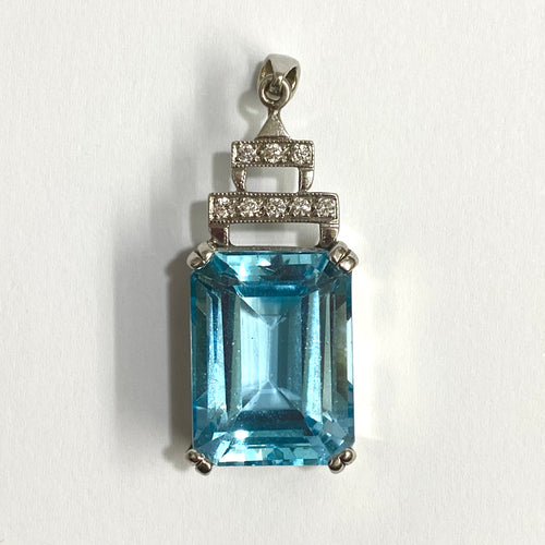 9ct White Gold 20ct Swiss Blue Topaz and Diamond Pendant