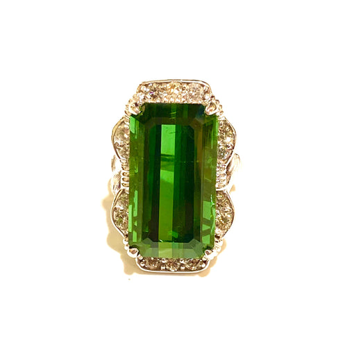 Green Tourmaline and Diamond White Gold Ring