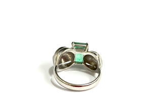 Vintage 18ct White Gold Emerald Dress Ring