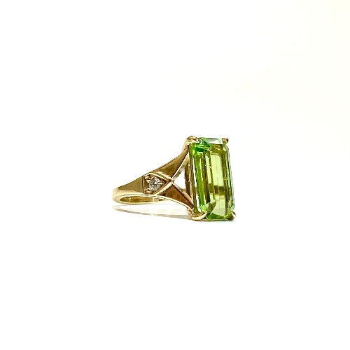 Yellow Gold Peridot and Diamond Ring