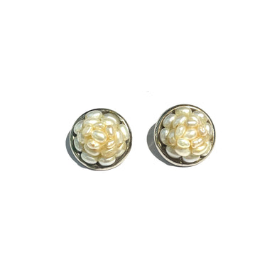 Vintage Gold Toned Pearl Clip-on Earrings