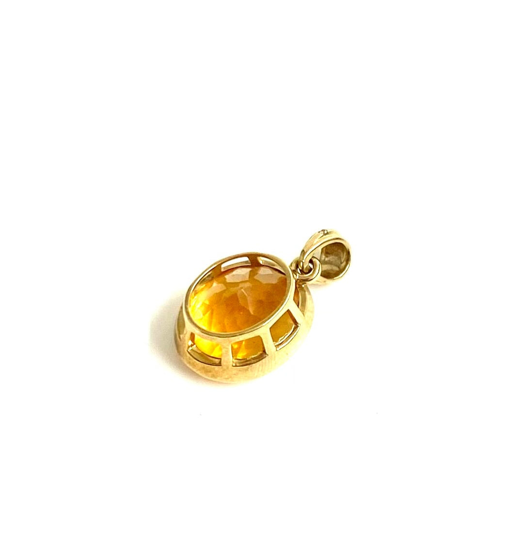 9ct Gold Round Citrine Pendant