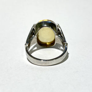 18ct White Gold 9.75ct Cabochon Yellow Beryl Dress Ring