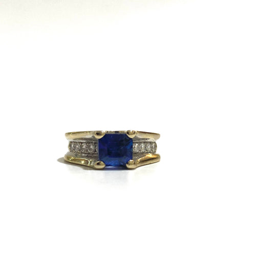 Sapphire, Diamond and Platinum Ring