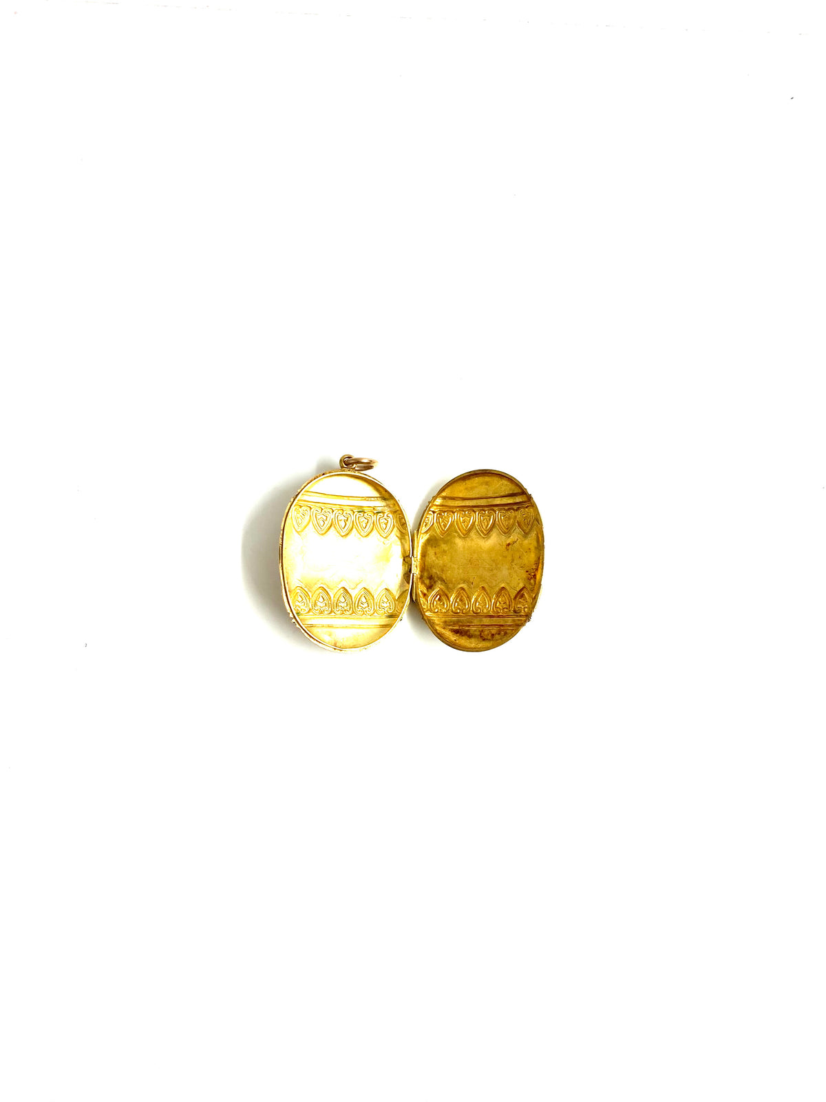 Antique (Circa 1877) 18ct Gold Locket