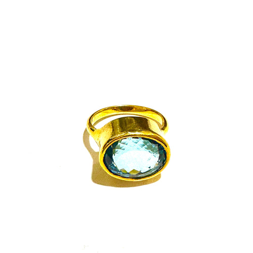 9ct Yellow Gold Blue Topaz