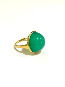 9ct Yellow Gold Cabochon Chrysoprase Ring