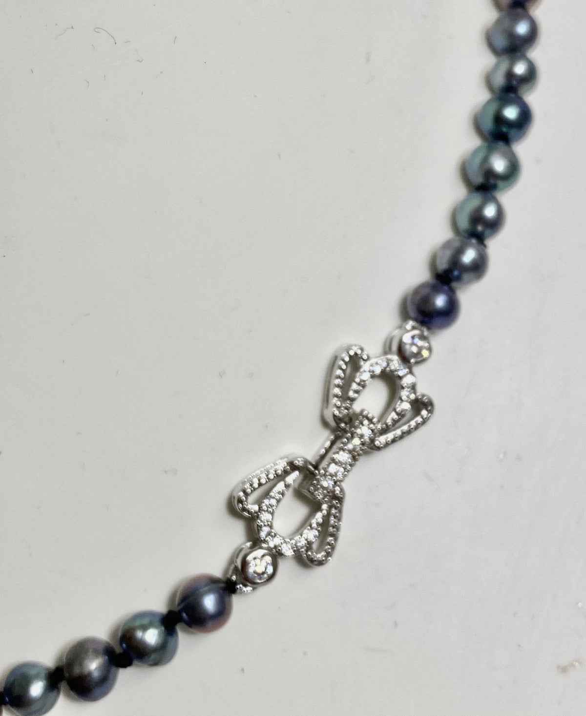 Peacock Round Fresh Water Pearl Necklace