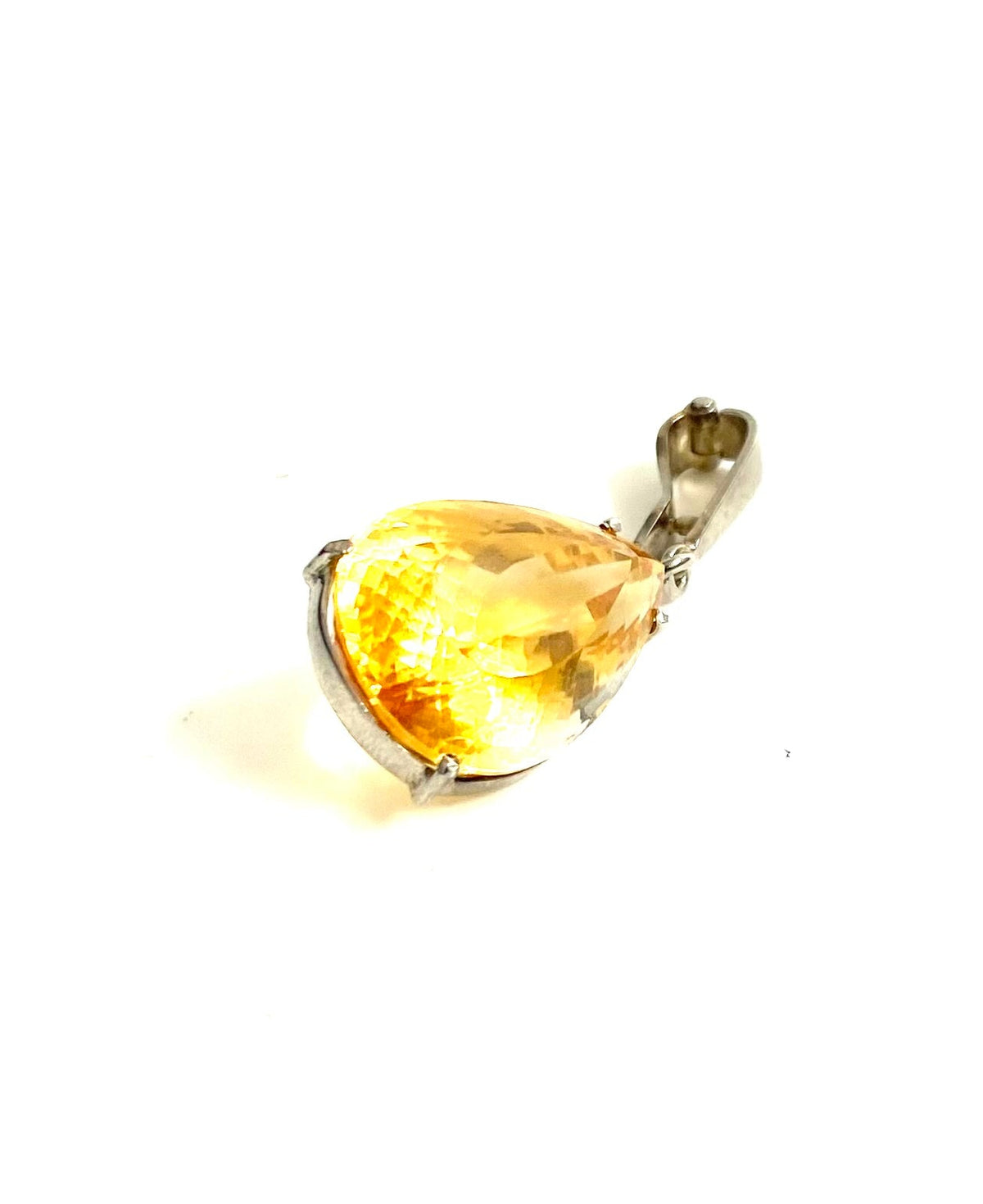 9ct White Gold 20ct Citrine Pendant