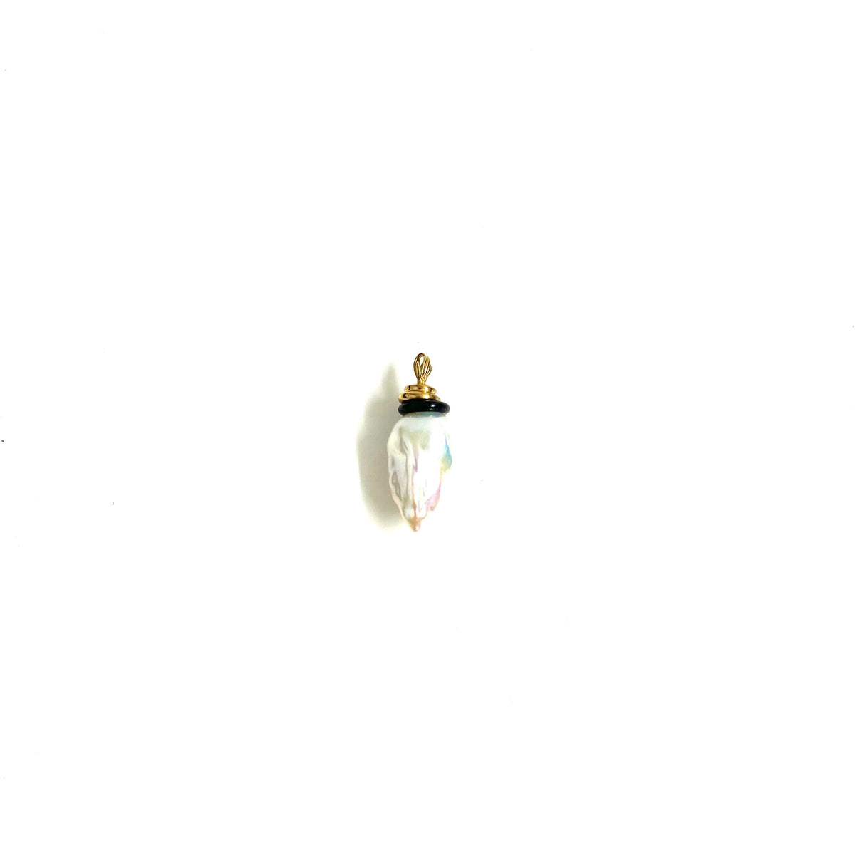 9ct Yellow Gold Onyx and Baroque Pearl Pendant