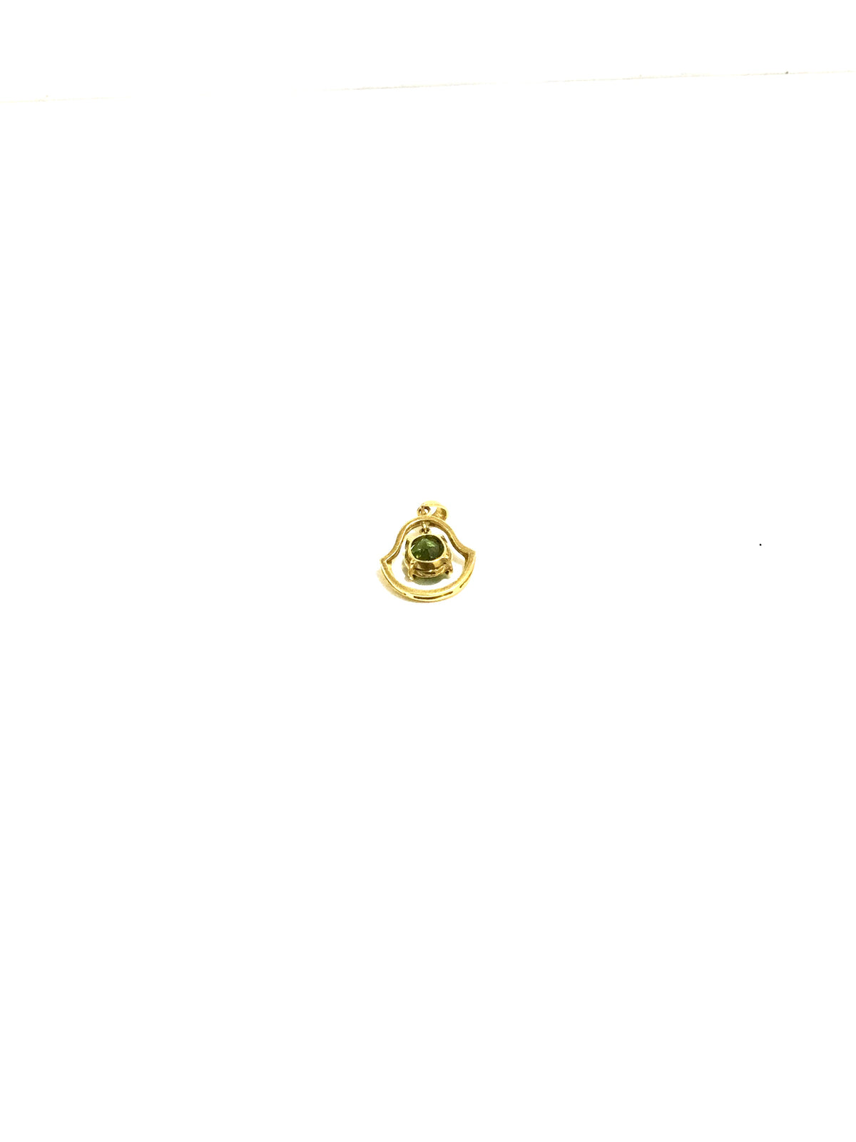 9ct Gold and Peridot Pendant
