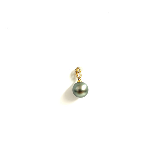 18ct Gold Black Tahitian Pearl and Diamond Pendant