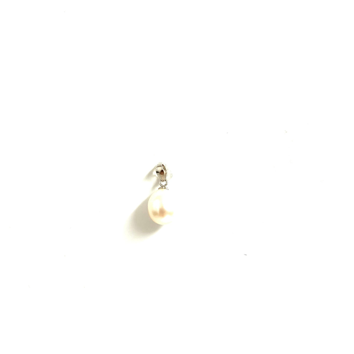 Sterling Silver Freshwater Pendant