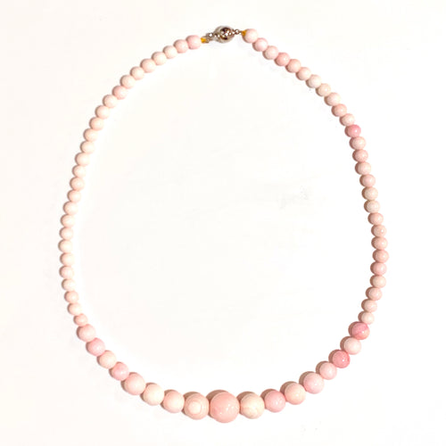 Graduated Pink Angel Conch Shell Beaded Necklace