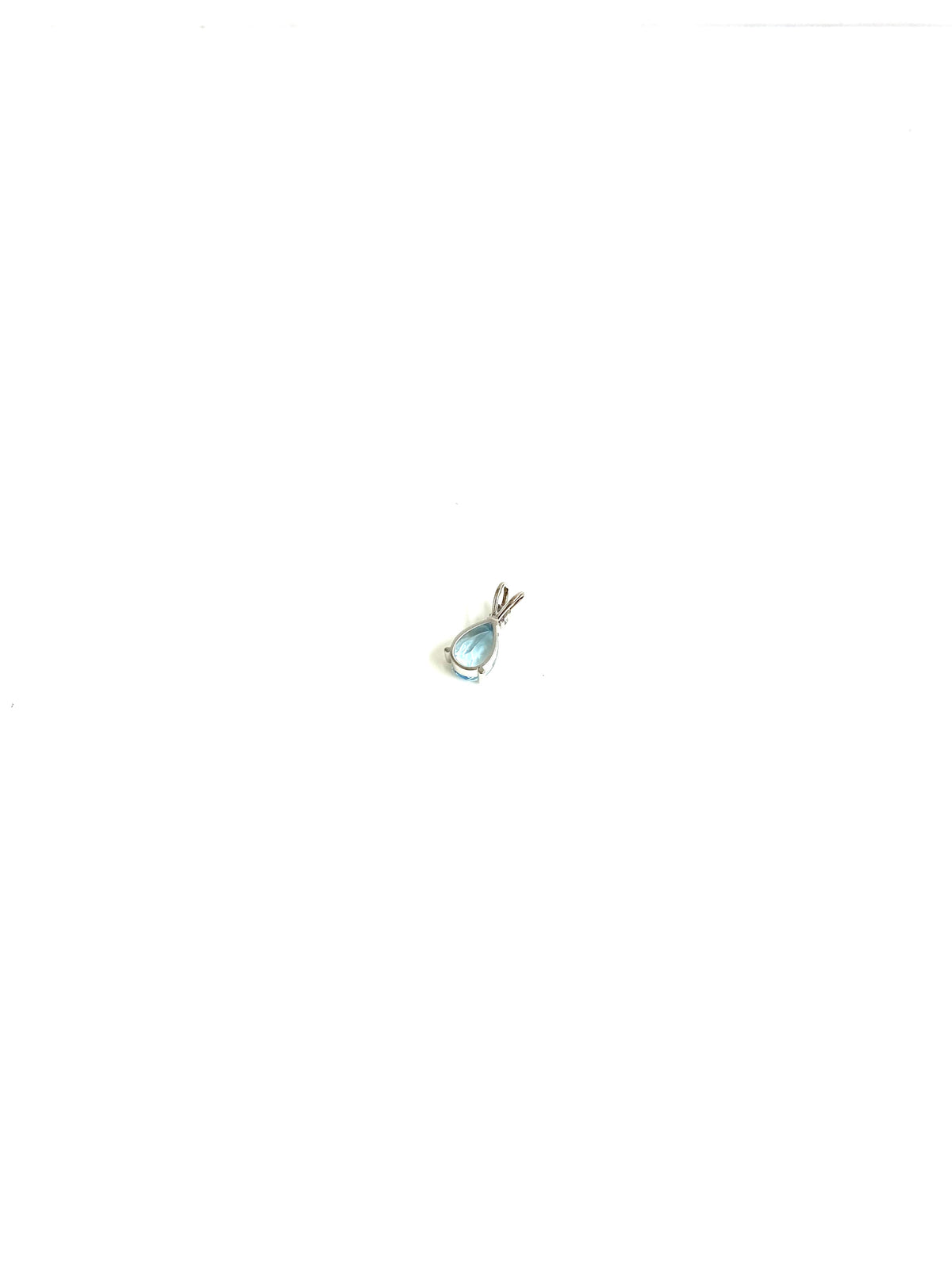 18ct Gold Diamond and Aquamarine Pendant
