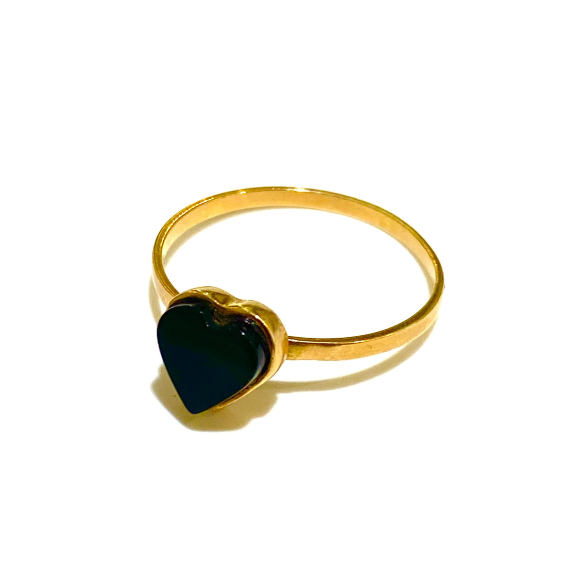 9ct Yellow Gold Heart Shaped Black Onyx Ring