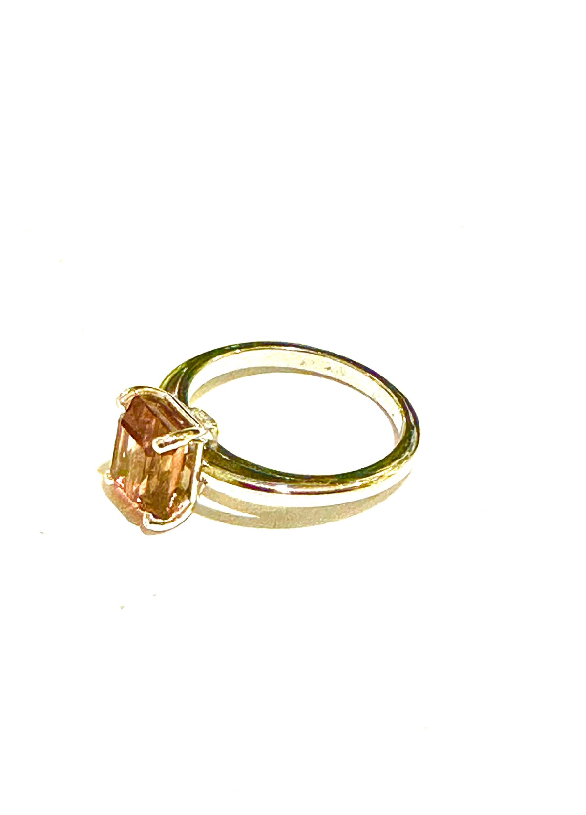 9ct White Gold Peach Tourmaline Ring