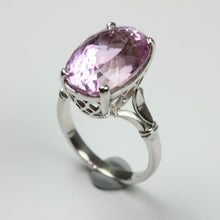 9ct White Gold Pink Kunzite Ring