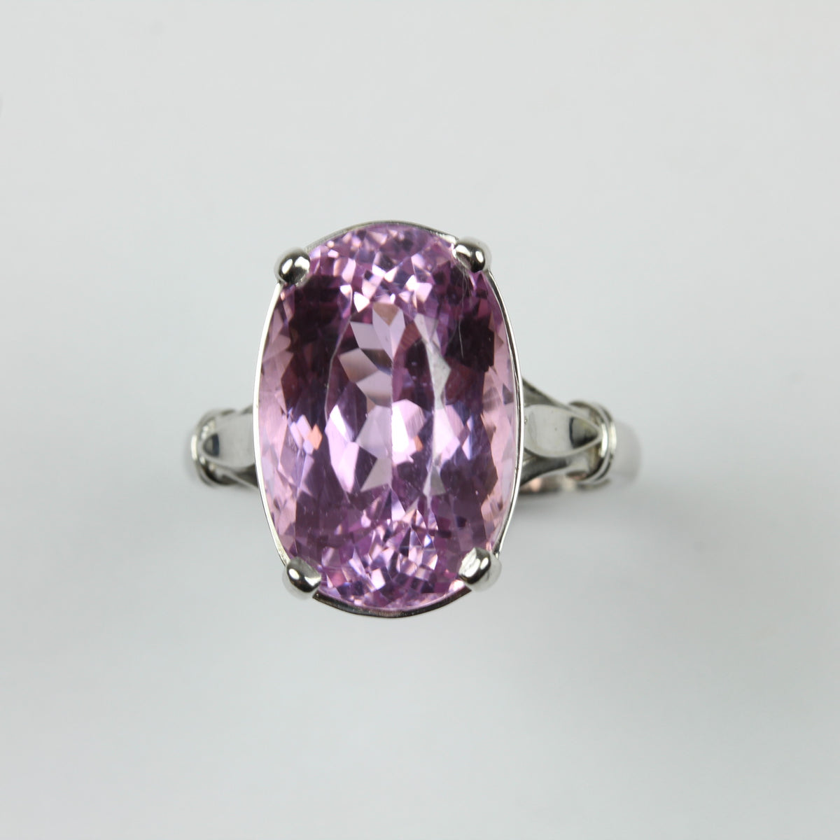 9ct White Gold Pink Kunzite Ring