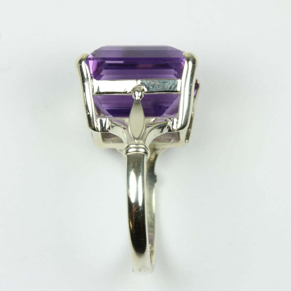 9ct White Gold Emerald-Cut Amethyst Ring
