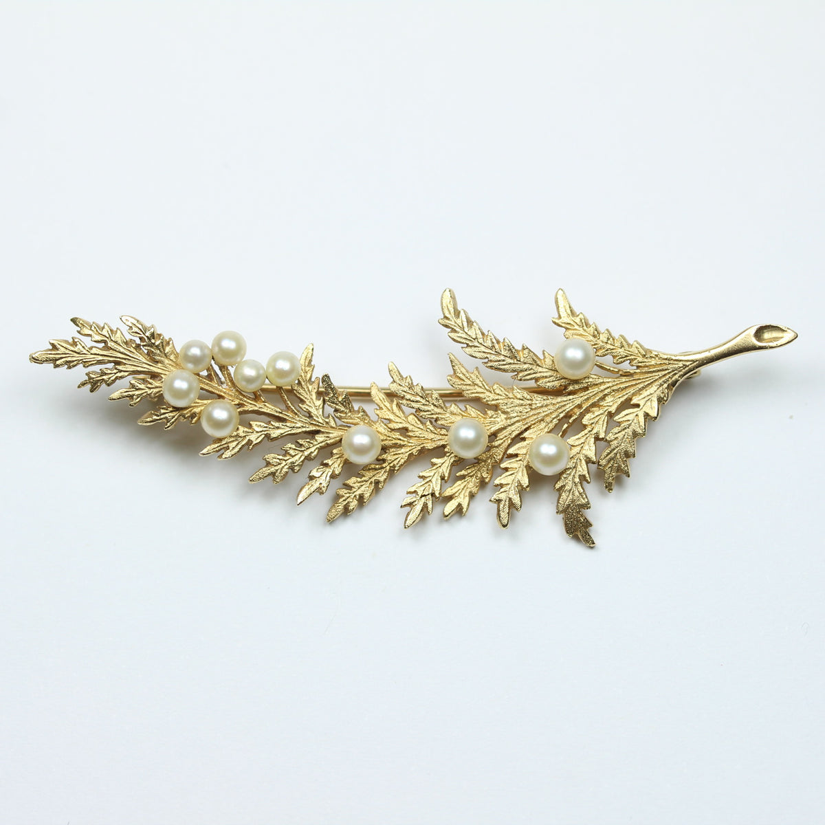 9ct Yellow Gold Long Fern Freshwater Pearl Brooch