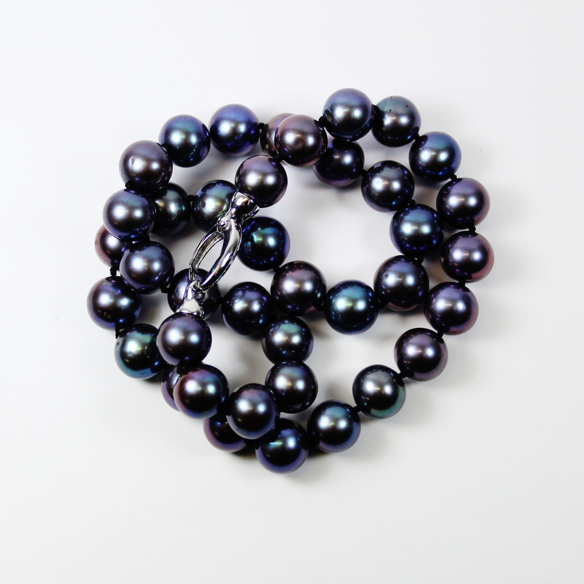Short Tahitian Pearl Necklace