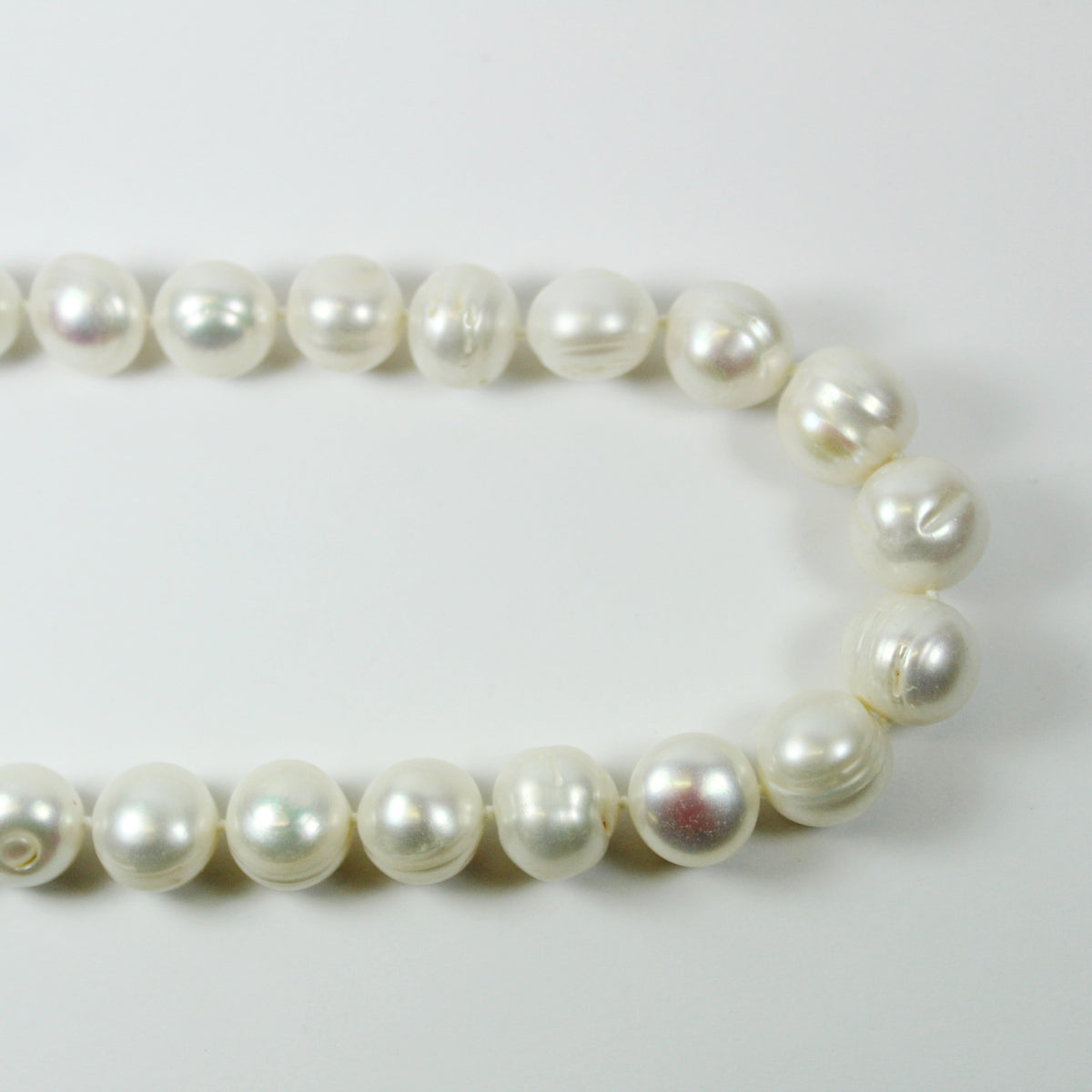 White Baroque Pearl Beaded Necklace