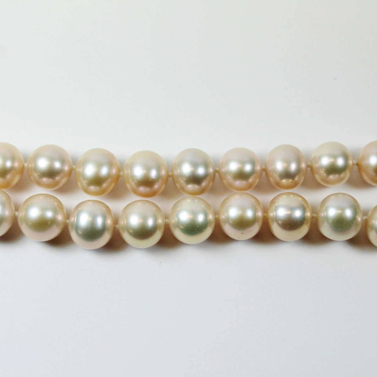 Round Pink AAA Freshwater Pearl Beaded Necklace