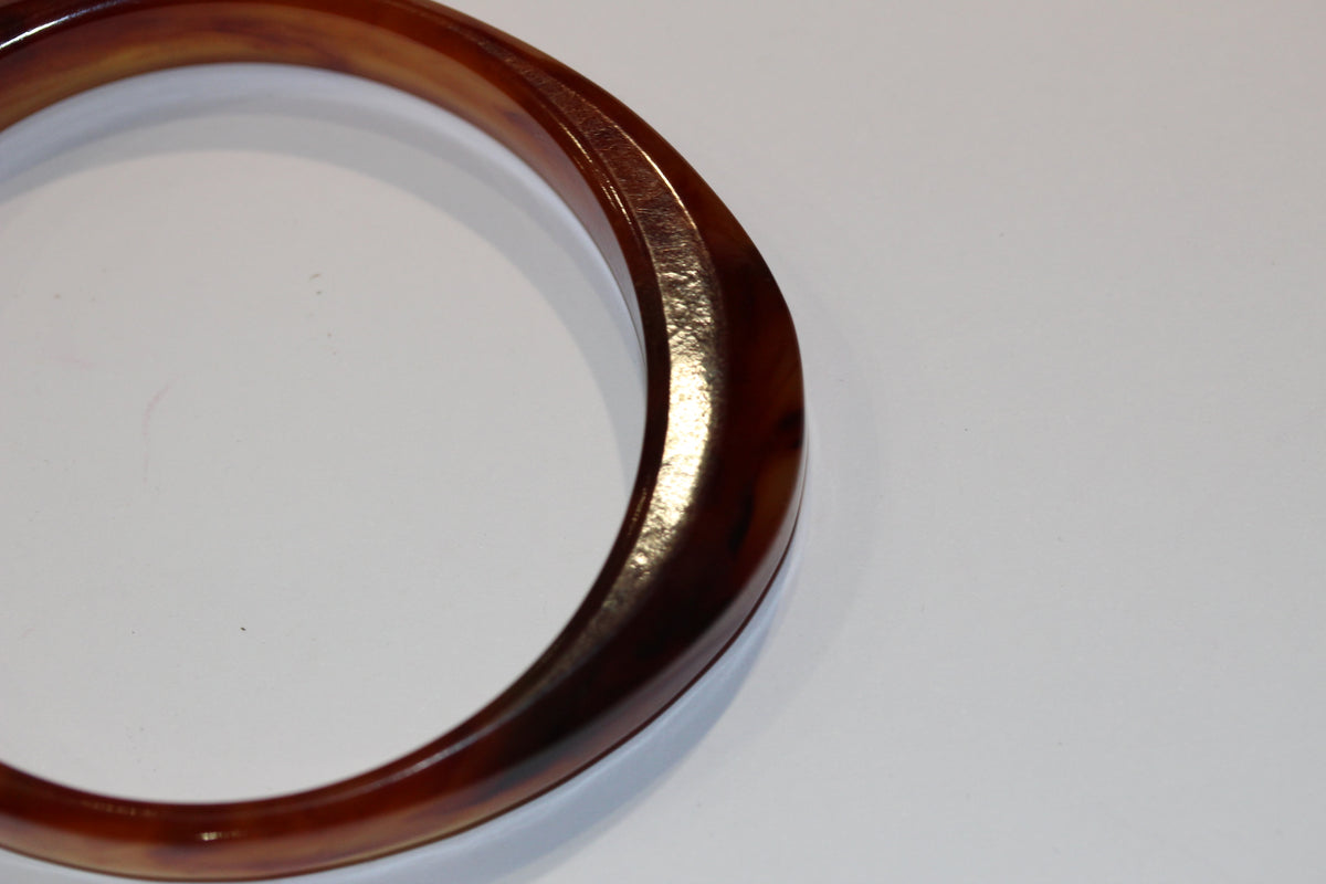 Tortoiseshell Lucite Bangle
