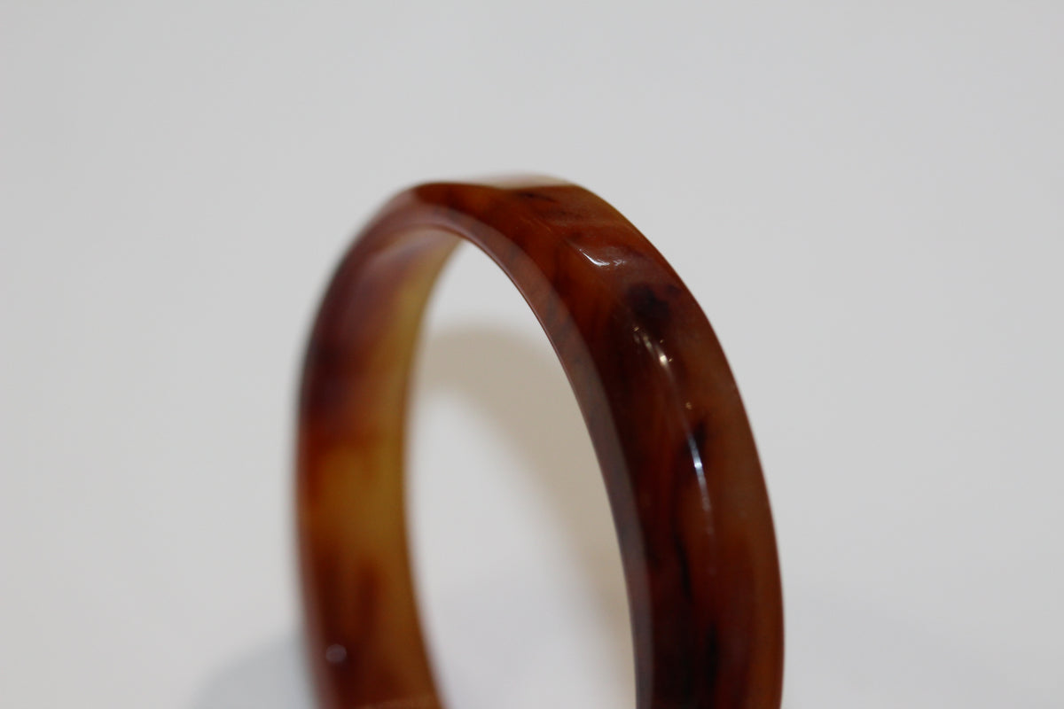 Tortoiseshell Lucite Bangle