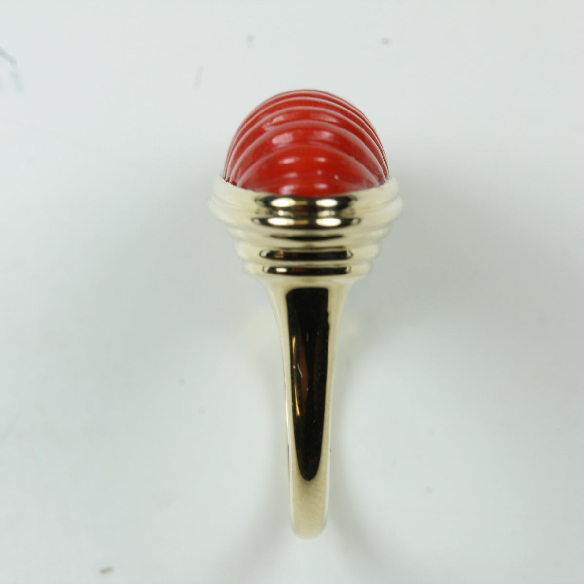 9ct Yellow Gold Ridged Oval Cut Coral Ring
