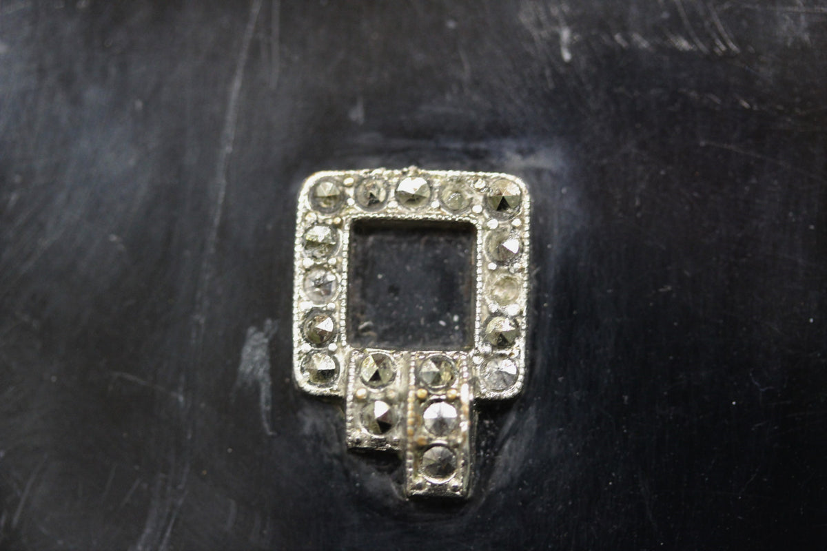 Vintage 1940's Black Enamel Compact