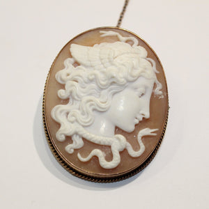 Antique 9ct Yellow Gold Medusa Conch Shell Cameo Brooch