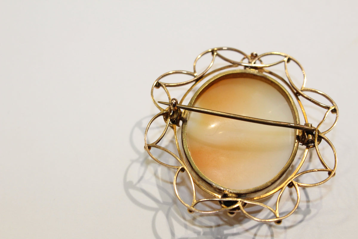 9ct Yellow Gold Edwardian Conch Cameo Brooch