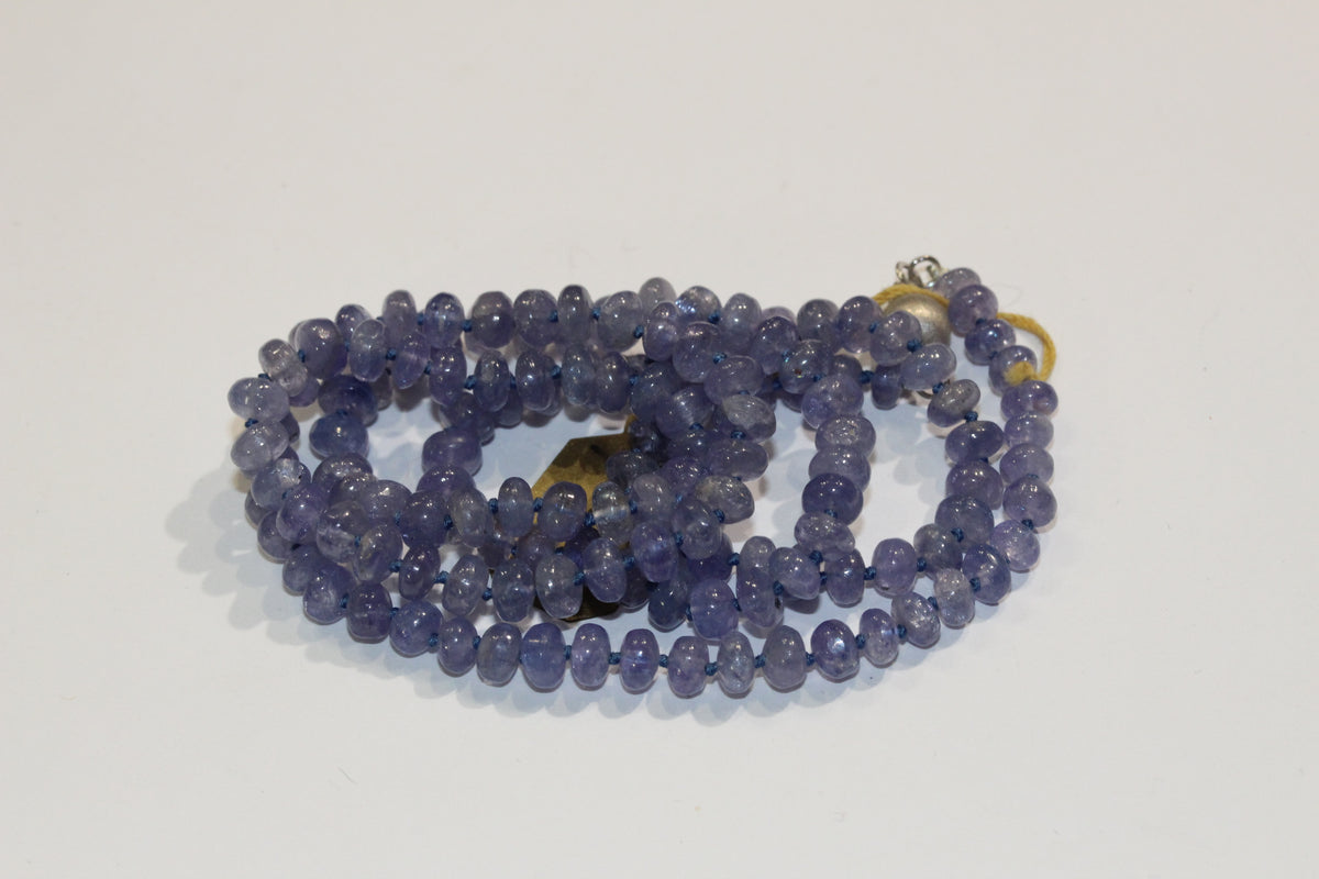 Graduated Light Purple Tanzanite Necklace
