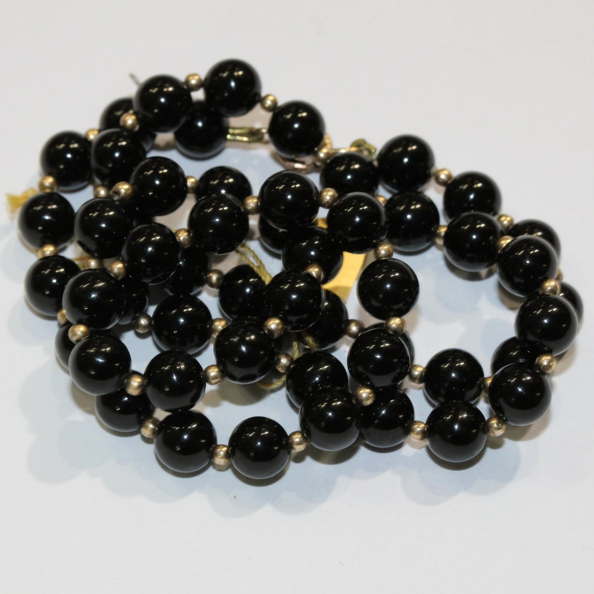 Vintage 9ct Yellow Gold Black Jadeite Beaded Necklace
