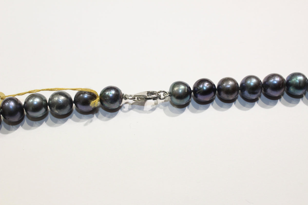 Peacock Blue Pearl Necklace