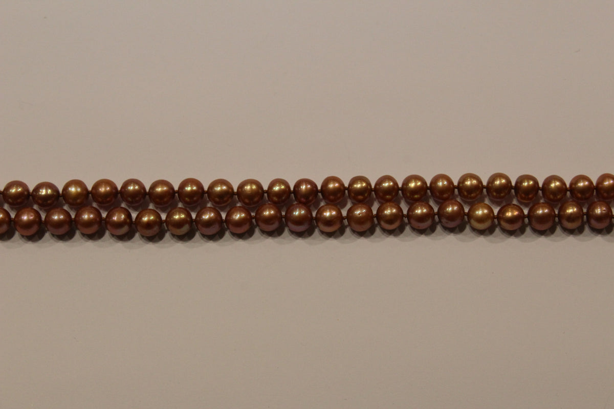 Cultured Bronze-Coloured Pearl Necklace