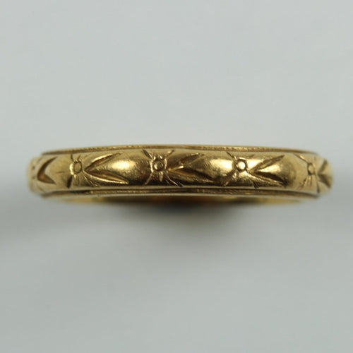 Antique 22ct Yellow Gold Hand-Carved Band