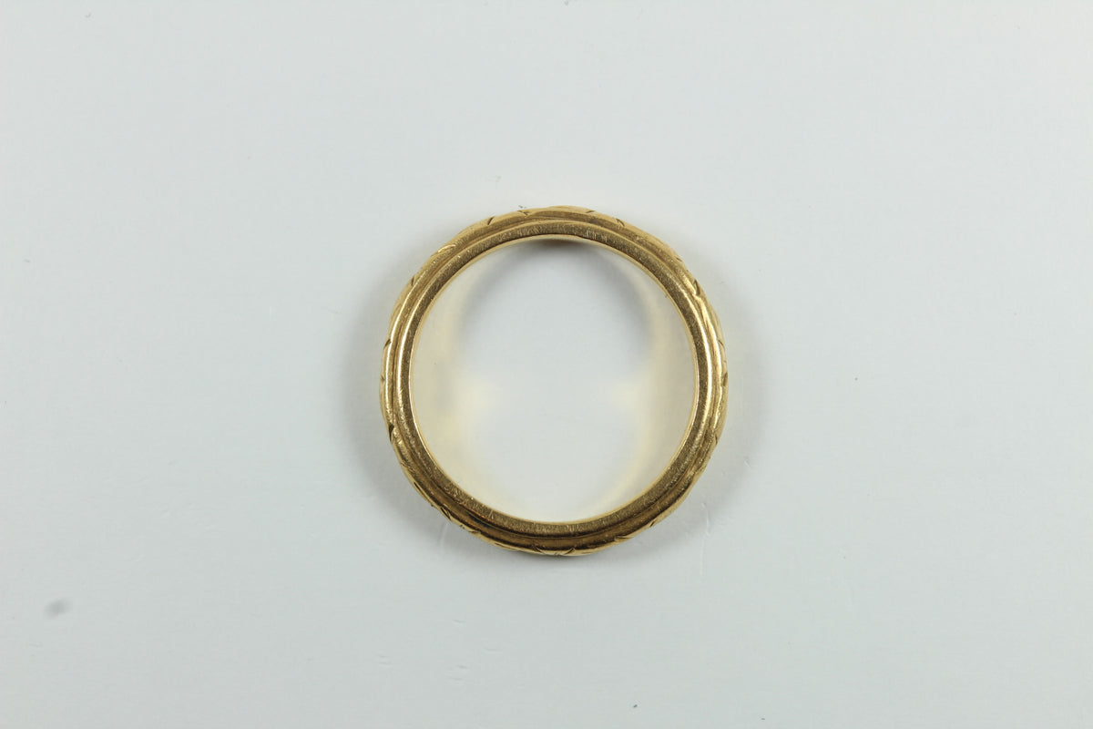 Antique 22ct Yellow Gold Hand-Carved Band
