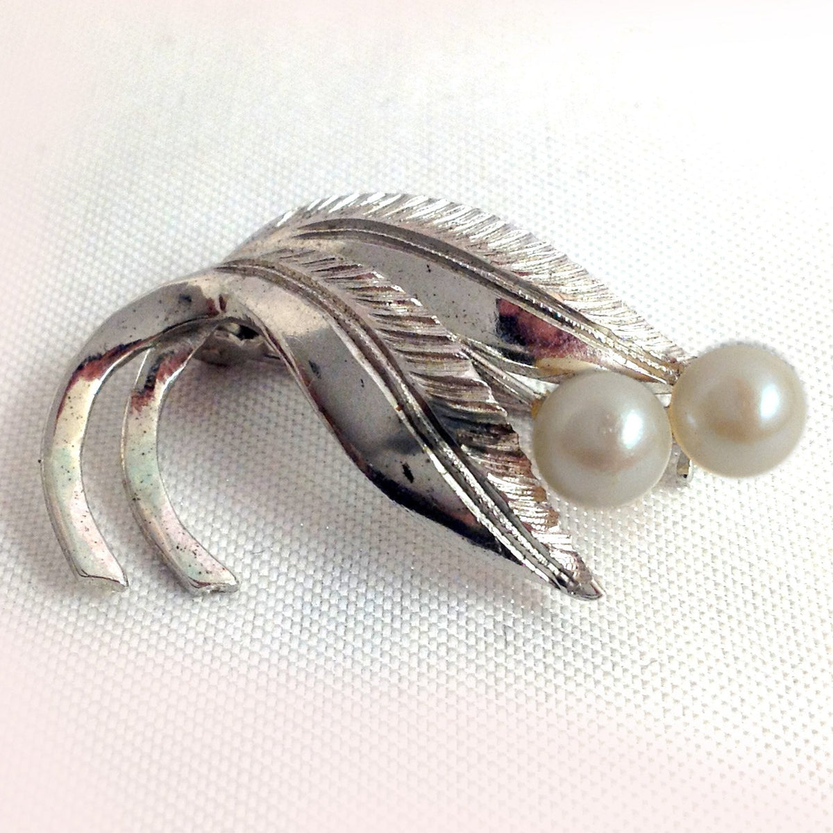 Vintage Sterling Silver Cultured Pearl Leaf Small Brooch