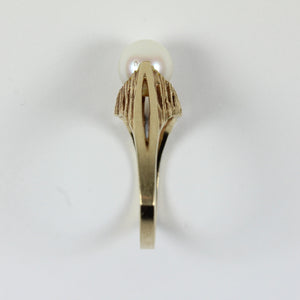 Vintage Yellow Gold White Cultured Pearl Ring