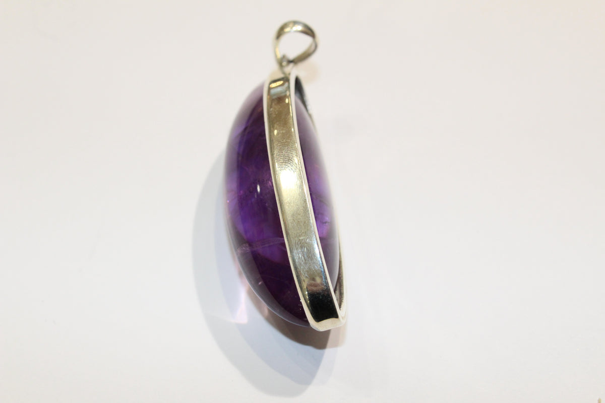 Sterling Silver Cabochon Amethyst Pendant