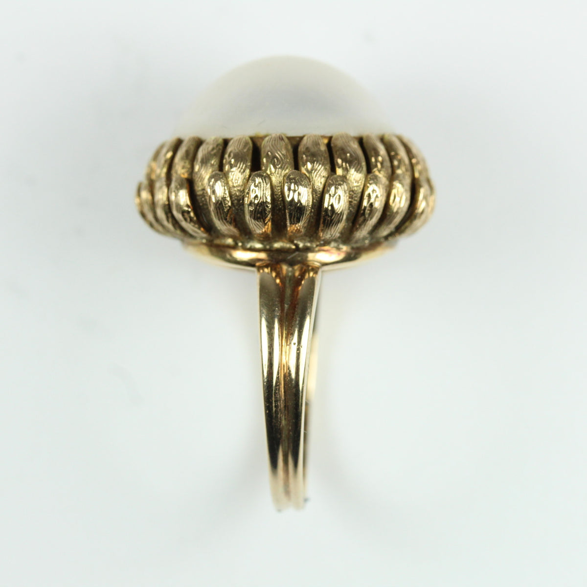 Elaborate 14ct Yellow Gold Large Pearl Ring