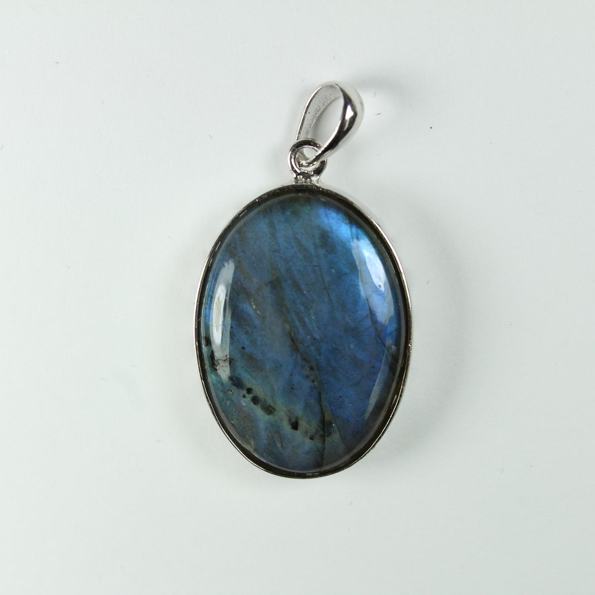 Sterling Silver Oval Labradorite Pendant