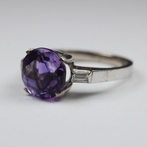 18ct White Gold Amethyst and Diamond Ring